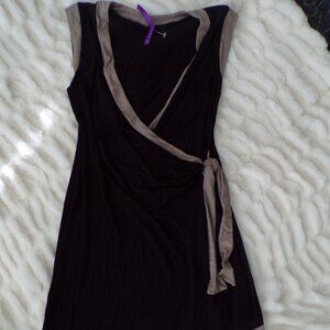 Seraphine colorblock black and tan maternity dress 6